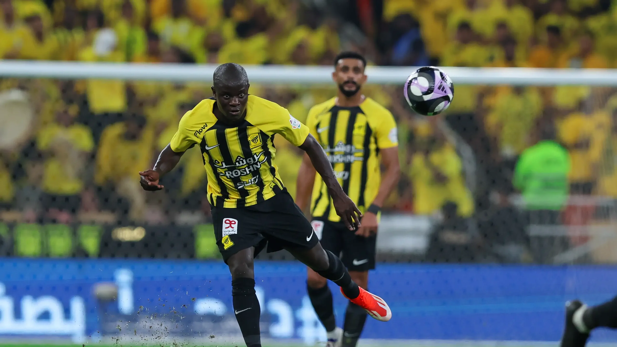 لوران بلان يكشف سر سقوط الاتحاد رغم اقترابه من التتويج 2 لوران بلان يكشف سر سقوط الاتحاد رغم اقترابه من التتويج