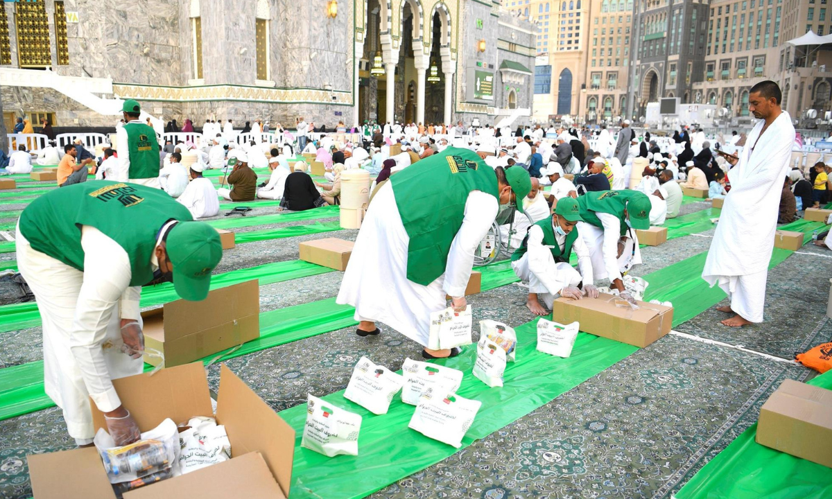 فتح باب التسجيل للاعتكاف في المسجد الحرام والمسجد النبوي 1446هـ عبر الموقع الرسمي alharamain.gov.sa.. والشروط المطلوبة 4 فتح باب التسجيل للاعتكاف في المسجد الحرام والمسجد النبوي 1446هـ عبر الموقع الرسمي alharamain.gov.sa.. والشروط المطلوبة