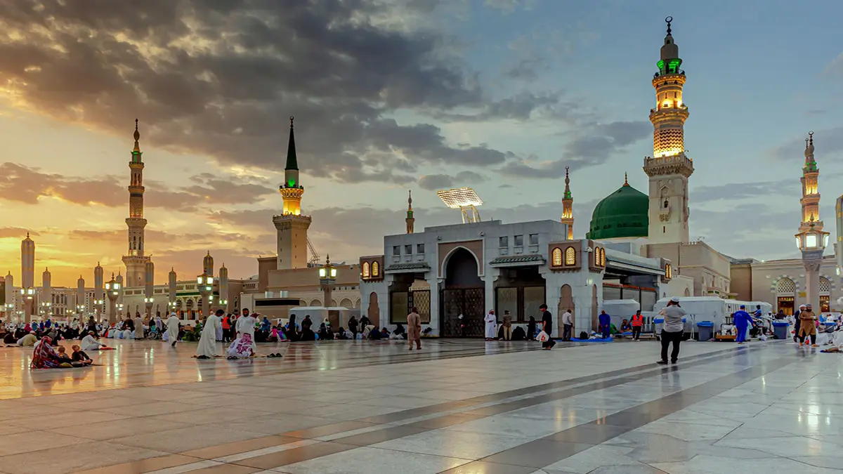 سجل الآن.. رابط وخطوات تسجيل الاعتكاف في المسجد النبوي 1446/ 2025 وأهم الشروط