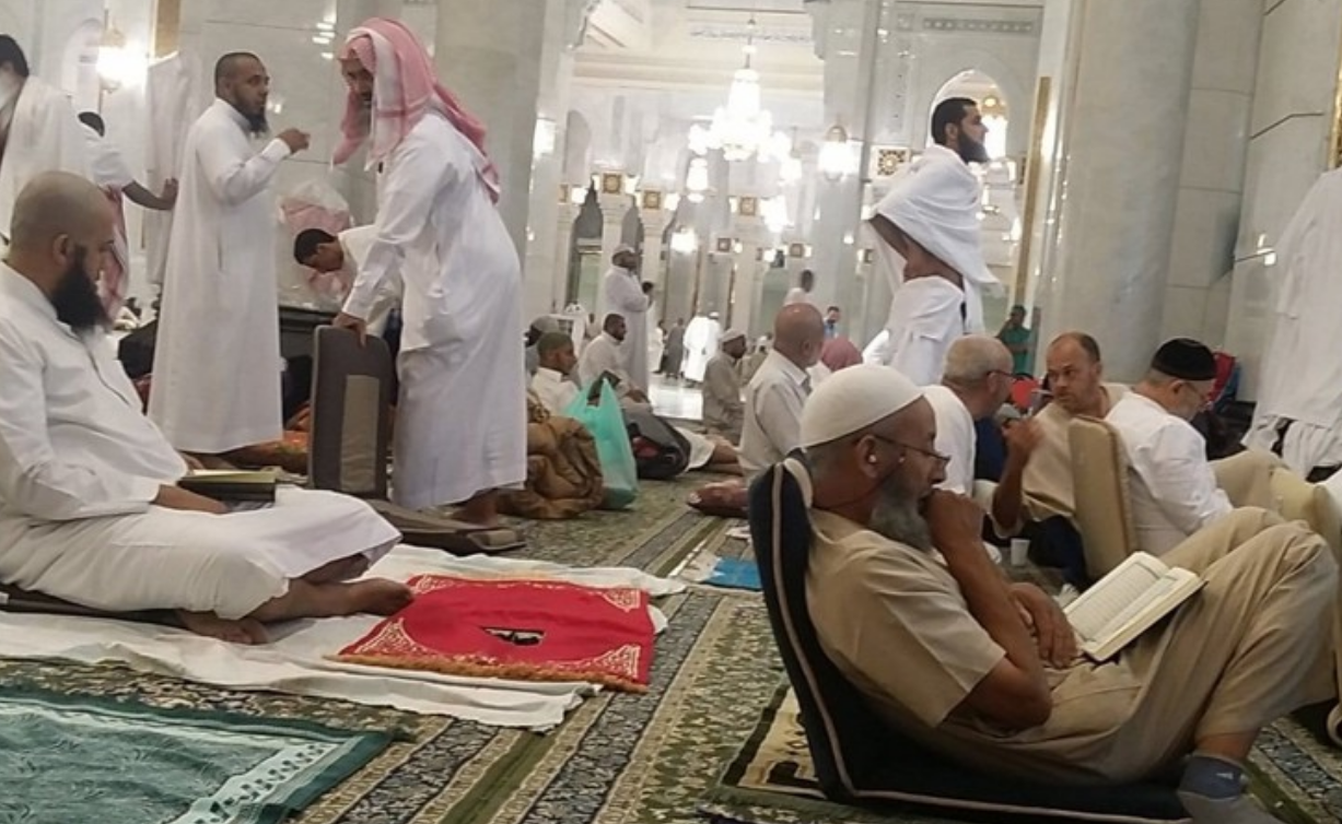 رابط تسجيل الاعتكاف في المسجد الحرام 2025 رئاسة شؤون الحرمين شروط طلب تسجيل اعتكاف