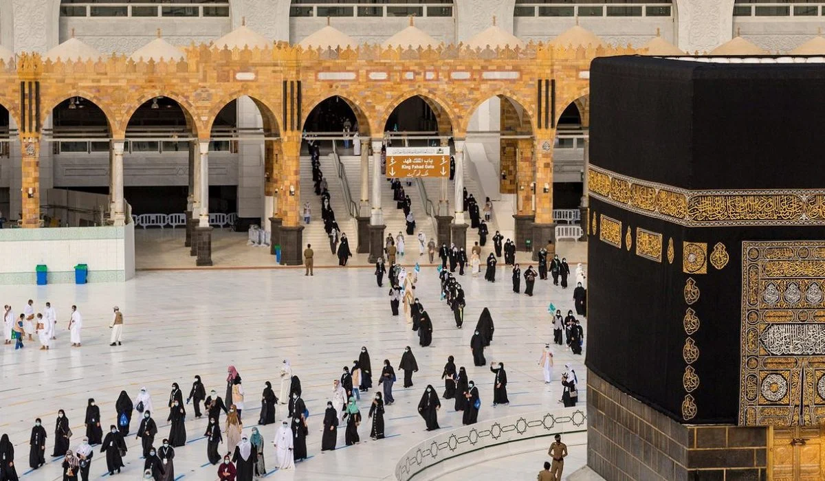 جدول أئمة الحرم المكي هذا الأسبوع 1446 وفضل الدعاء في ليله القدر 2 جدول أئمة الحرم المكي هذا الأسبوع 1446 وفضل الدعاء في ليله القدر