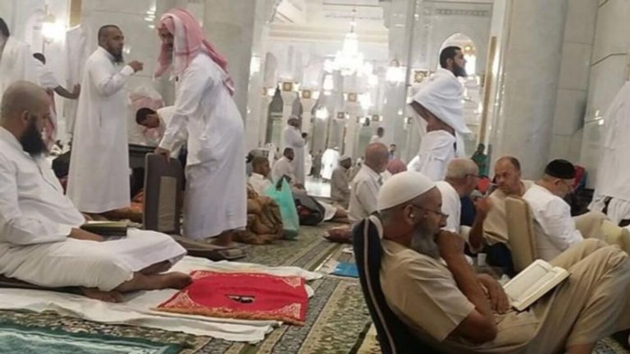 رابط تسجيل الاعتكاف في المسجد الحرام 2025 وما هي الشروط المطلوبة والضوابط؟ 2 رابط تسجيل الاعتكاف في المسجد الحرام 2025 وما هي الشروط المطلوبة والضوابط؟