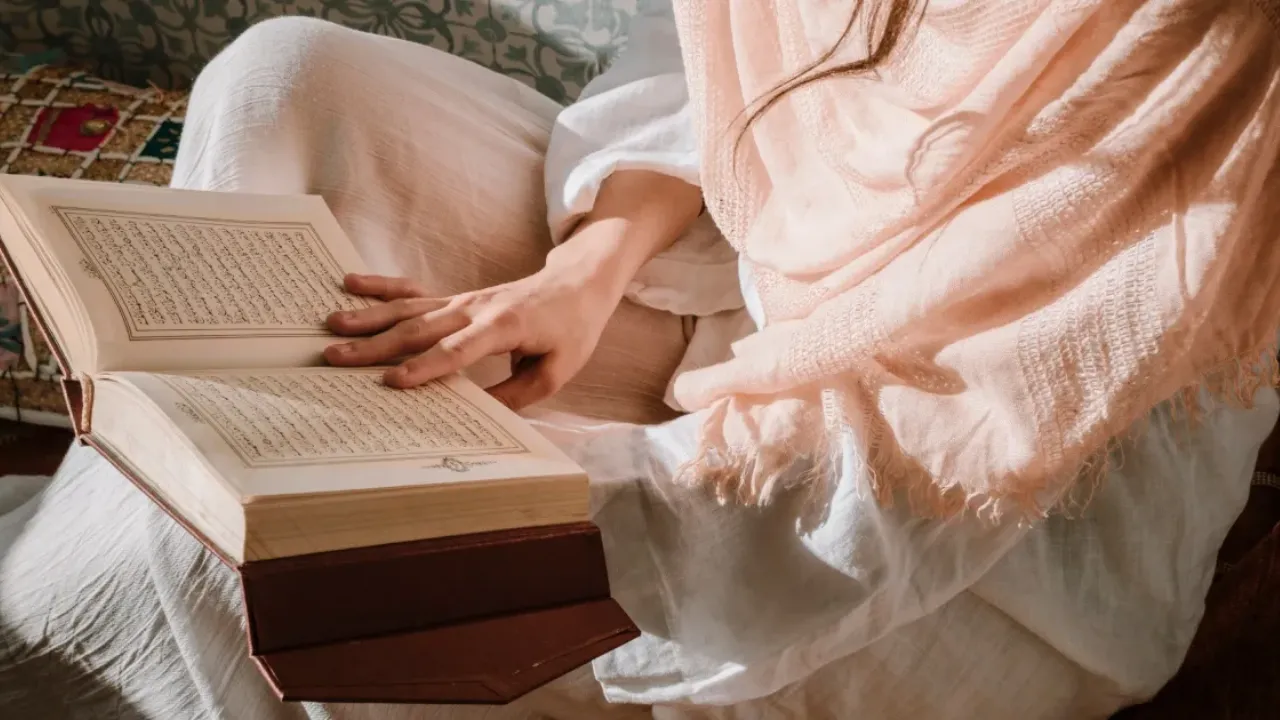 دعاء اليوم السادس عشر من رمضان 2025| أدعية ليلة القدر مكتوبة مجابه بإذن الله