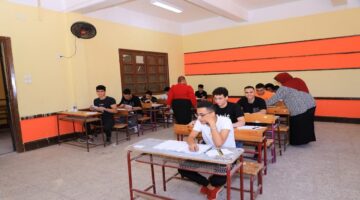 طلاب الثانوية 1