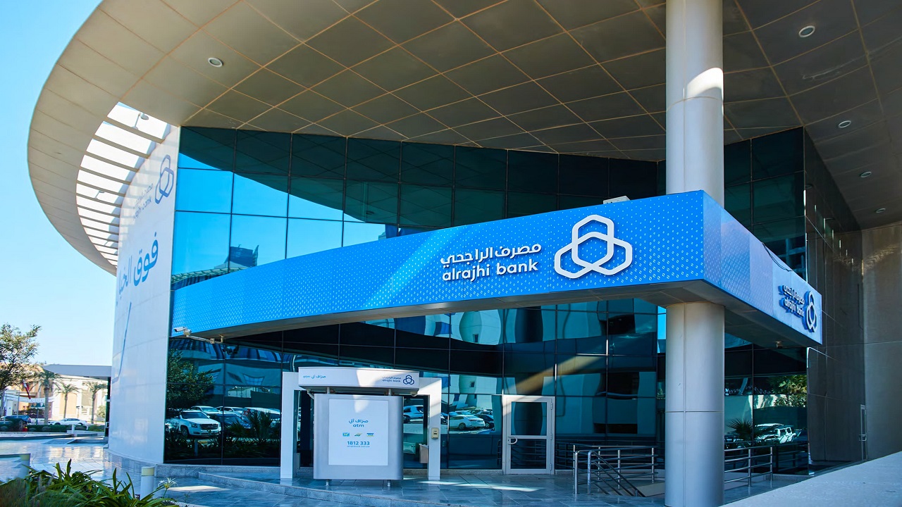 500,000 ريال جائزة.. فقط قم بتحويل راتبك إلى مصرف الراجحي وابدأ الادخار في "حصاد" أو "عوائد" لتكون الفائز المحظوظ 5 500,000 ريال جائزة.. فقط قم بتحويل راتبك إلى مصرف الراجحي وابدأ الادخار في “حصاد” أو “عوائد” لتكون الفائز المحظوظ
