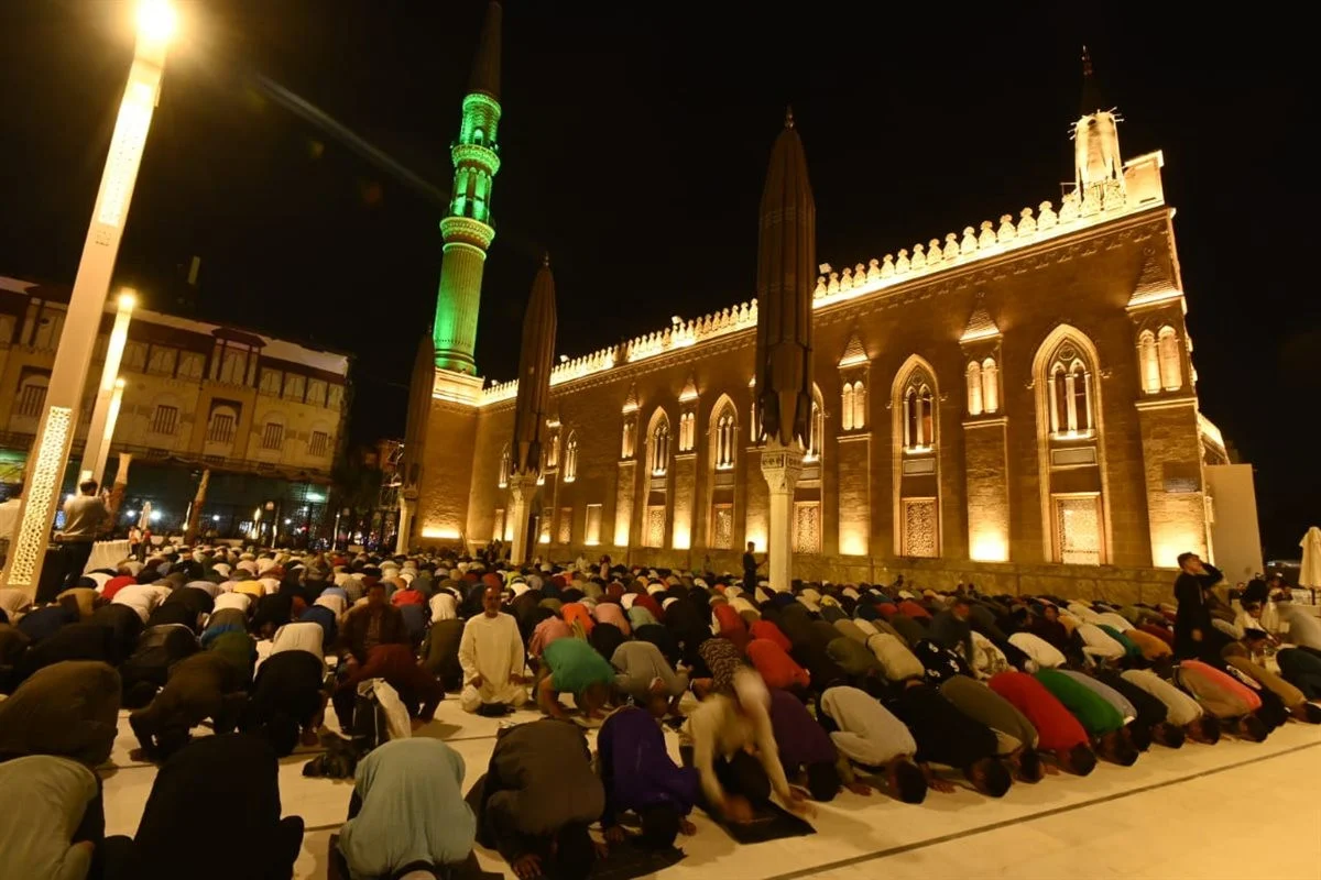 موعد صلاة التراويح اليوم الأول رمضان 2025 وعدد ركعاتها وموعد انتهائها 2 موعد صلاة التراويح اليوم الأول رمضان 2025 وعدد ركعاتها وموعد انتهائها