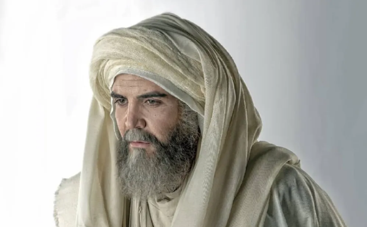 مواعيد عرض مسلسل معاوية الساعة كم على القنوات الناقلة وموعد الإعادة حسب توقيت الدول 2 مواعيد عرض مسلسل معاوية الساعة كم على القنوات الناقلة وموعد الإعادة حسب توقيت الدول