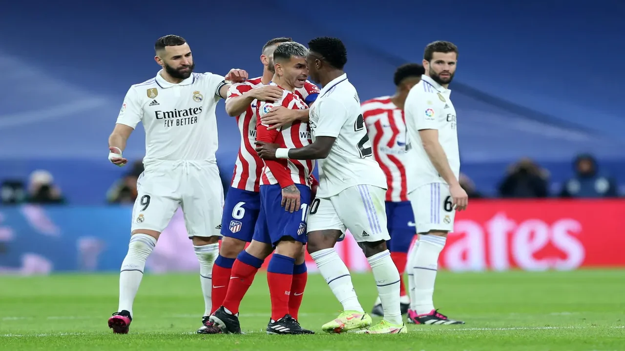 هل توجد قنوات مفتوحة ناقلة لمباراة الريال واتليتكو اليوم في دوري أبطال أوروبا 2025؟
