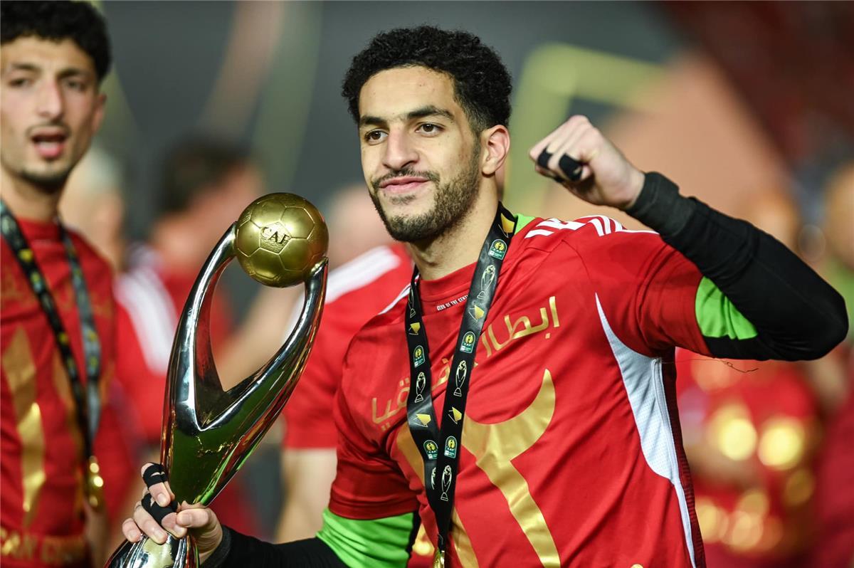 هل ينتقل مصطفى شوبير إلى أسبانيا؟ شوبير يوضح 5 هل ينتقل مصطفى شوبير إلى أسبانيا؟ شوبير يوضح