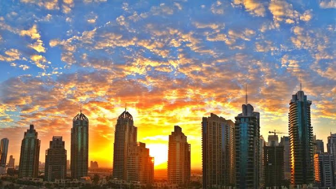 عاجل "الوطني للأرصاد" طقس الإمارات غدًا صحو إلى غائم جزئيًا مع رياح معتدلة 2 عاجل “الوطني للأرصاد” طقس الإمارات غدًا صحو إلى غائم جزئيًا مع رياح معتدلة
