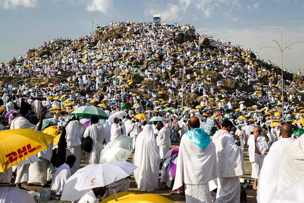 موعد وقفة عرفات 2025 متى موعدها وتوقيت إجازة يوم عرفة في مصر وفضل هذا اليوم على المسلمين 2 موعد وقفة عرفات 2025 متى موعدها وتوقيت إجازة يوم عرفة في مصر وفضل هذا اليوم على المسلمين