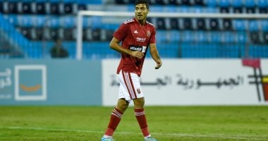 الأهلى يتوج بلقب السوبر الأفريقى بثنائية شريف وصلاح محسن في مواجهة نهضة بركان