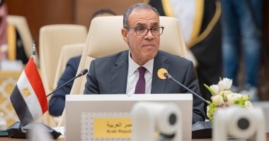 بدر عبد العاطي يعلن عن جهود مصر لتصبح مركزًا عالميًا لإنتاج الهيدروجين الأخضر