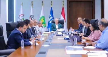 اتحاد الكرة يفرض على الأندية تسجيل اللاعبين الأجانب في قوائم باللغة الإنجليزية