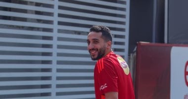 كريم فؤاد يستعيد مكانه في صفوف الأهلى مع انطلاق فترة الإعداد للموسم الجديد