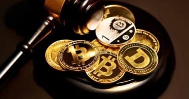 تقلبات حادة في العملات الرقمية مع ارتفاع الدولار وهبوط الين الياباني قبل بيانات الوظائف الأمريكية