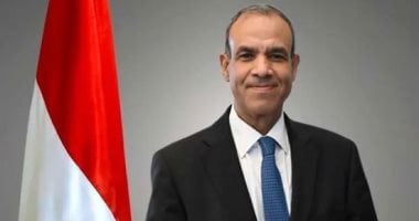 وزير الخارجية ونظيره البولندي يعبران عن آمالهما في تعزيز العلاقات الثنائية