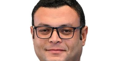 وزير الإسكان يزور مشروع بحيرات نيو مارينا ويتفقد الطرق والمداخل في مارينا الساحل الشمالي
