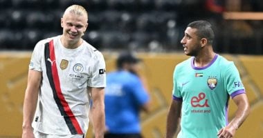 الوداد يواجه العين في مباراة شرفية ضمن كأس العالم للأندية اليوم 5 الوداد يواجه العين في مباراة شرفية ضمن كأس العالم للأندية اليوم