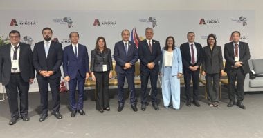 وزير قطاع الأعمال يستعرض مع وزير الاستثمار المغربي سبل تعزيز التعاون المشترك