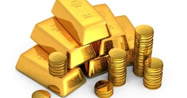 الأوقية تشهد تقلبات عالمية، وهكذا تفاعل سعر الذهب اليوم في مصر