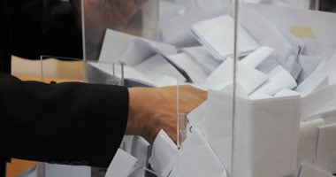 القانون ينقض على جرائم الانتخابات.. السجن عامين لمن يتستر على أوراق التصويت 5 القانون ينقض على جرائم الانتخابات.. السجن عامين لمن يتستر على أوراق التصويت