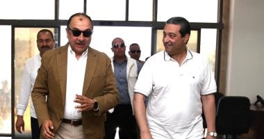 وزير قطاع الأعمال العام يبدأ زيارته بمحافظة دمياط بلقاء مع المحافظ لاستعراض عدد من المنشآت