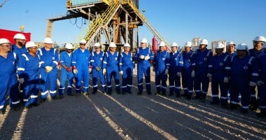 وزير البترول يقوم بزيارة موقع بئر “بيجونا-2” في إطار منطقة امتياز “نيو منزلة”