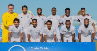 حجازي يخسر مع نيوم في مباراة ودية أمام ليفانتي الإسباني بهدفين دون رد 2 حجازي يخسر مع نيوم في مباراة ودية أمام ليفانتي الإسباني بهدفين دون رد