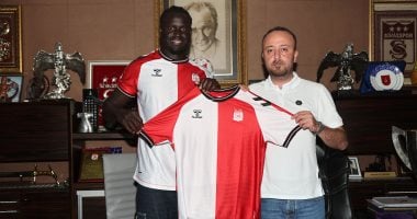 أليو بادجي ينضم إلى صفوف سيفاس سبور التركي بعد مغادرته الأهلي