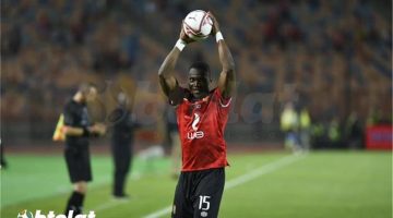 أليو ديانج يطالب الأهلي بمليون وثمانمائة ألف دولار للتجديد