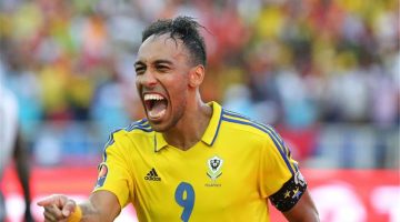 أوباميانج يوقع عقدا جديدا مع ناد أوروبي يمتد لعامين