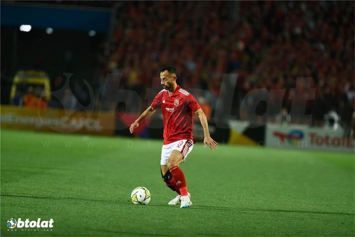 الأهلي يكشف تفاصيل طلب أحمد عبد القادر لفسخ عقده بعد شائعات الانتقال الزمالك 2 الأهلي يكشف تفاصيل طلب أحمد عبد القادر لفسخ عقده بعد شائعات الانتقال الزمالك