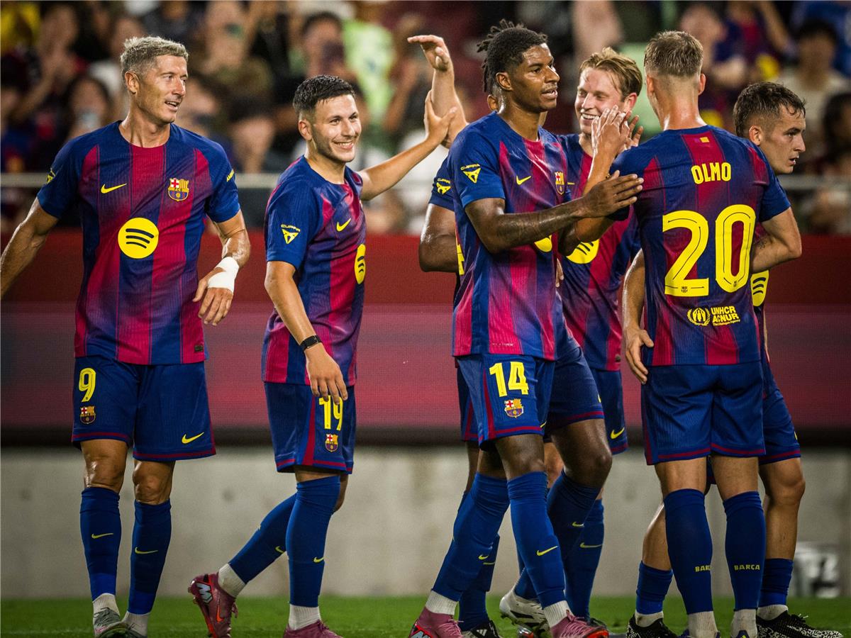 برشلونة يحقق انتصارًا قويًا على فيسيل كوبي بثلاثية ودية وبراعم راشفورد تتفاجأ 2 برشلونة يحقق انتصارًا قويًا على فيسيل كوبي بثلاثية ودية وبراعم راشفورد تتفاجأ