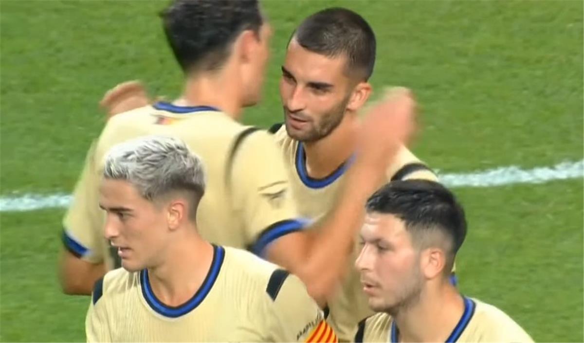برشلونة يفوز بخماسية مبهرة بفضل أهداف فيران توريس وجافي ضد سيول