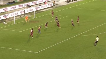خطأ قاتل يمنح فيسيل كوبي التعادل مع برشلونة في مباراة