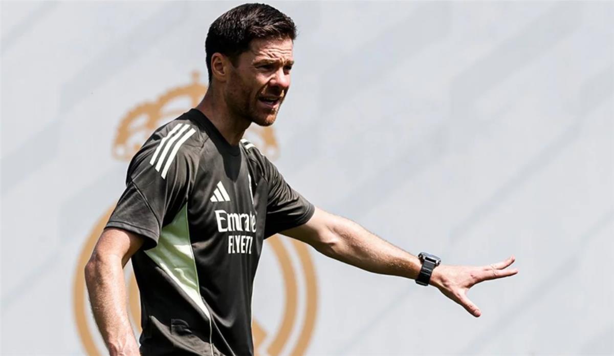 ريال مدريد يستعد لصدمة جديدة تهز ليفربول في المنافسات الأوروبية 2 ريال مدريد يستعد لصدمة جديدة تهز ليفربول في المنافسات الأوروبية