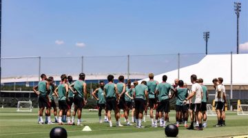 لاعب ليفربول يغادر تدريبات الفريق قبيل مواجهة يوكوهاما المرتقبة