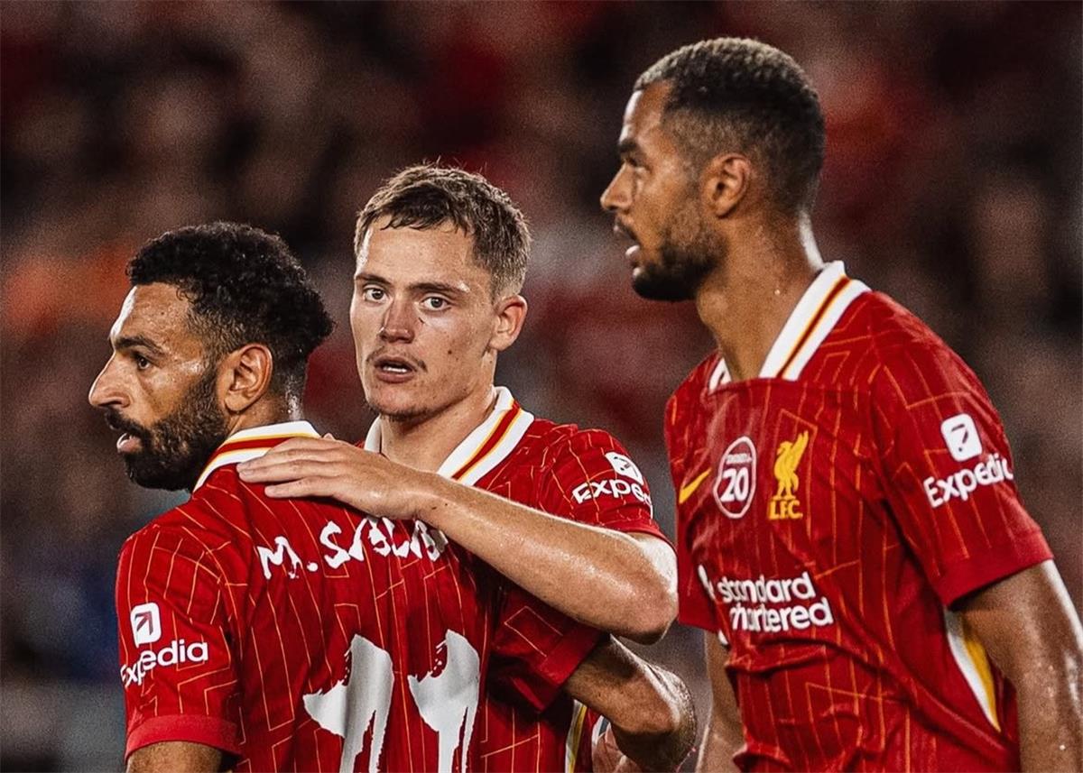 محمد صلاح يقود ليفربول لفوز كبير على يوكوهاما بثلاثية ودية 5 محمد صلاح يقود ليفربول لفوز كبير على يوكوهاما بثلاثية ودية