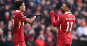 صلاح ينعى دياز ويؤكد على أثره البارز في تاريخ ليفربول