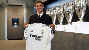 أرنولد يشعل المخاوف بشأن مستقبل نجم ريال مدريد في سوق الانتقالات