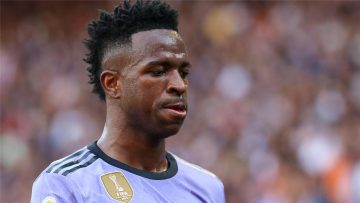 فينيسيوس يرفض عرض ريال مدريد لتجديد عقده ويضع الفريق في موقف محرج